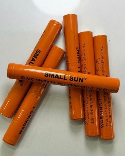 باتری لیتیوم 18650 سرتخت3/7ولت 4800میلی آمپر SMALL SUN(تکی خرید نفرمایید ارسال نداریم)