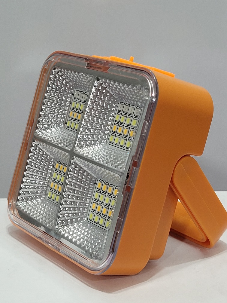 چراغ کمپینگ خورشیدی شارژی قابل حمل D05-4