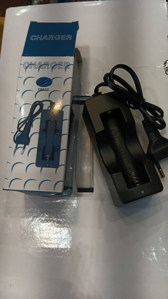 شارژر باتری لیتیومی تکی MD101A