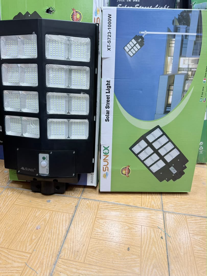 چراغ خورشیدی خیابانی 1000وات سانکس SUNEX مدلXT-S723